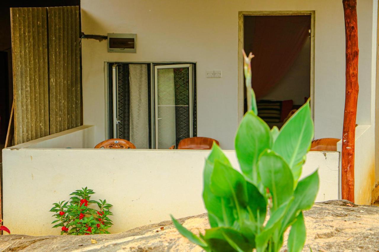 Sigiri Gayani Home Stay Σιγκιρίγια Εξωτερικό φωτογραφία